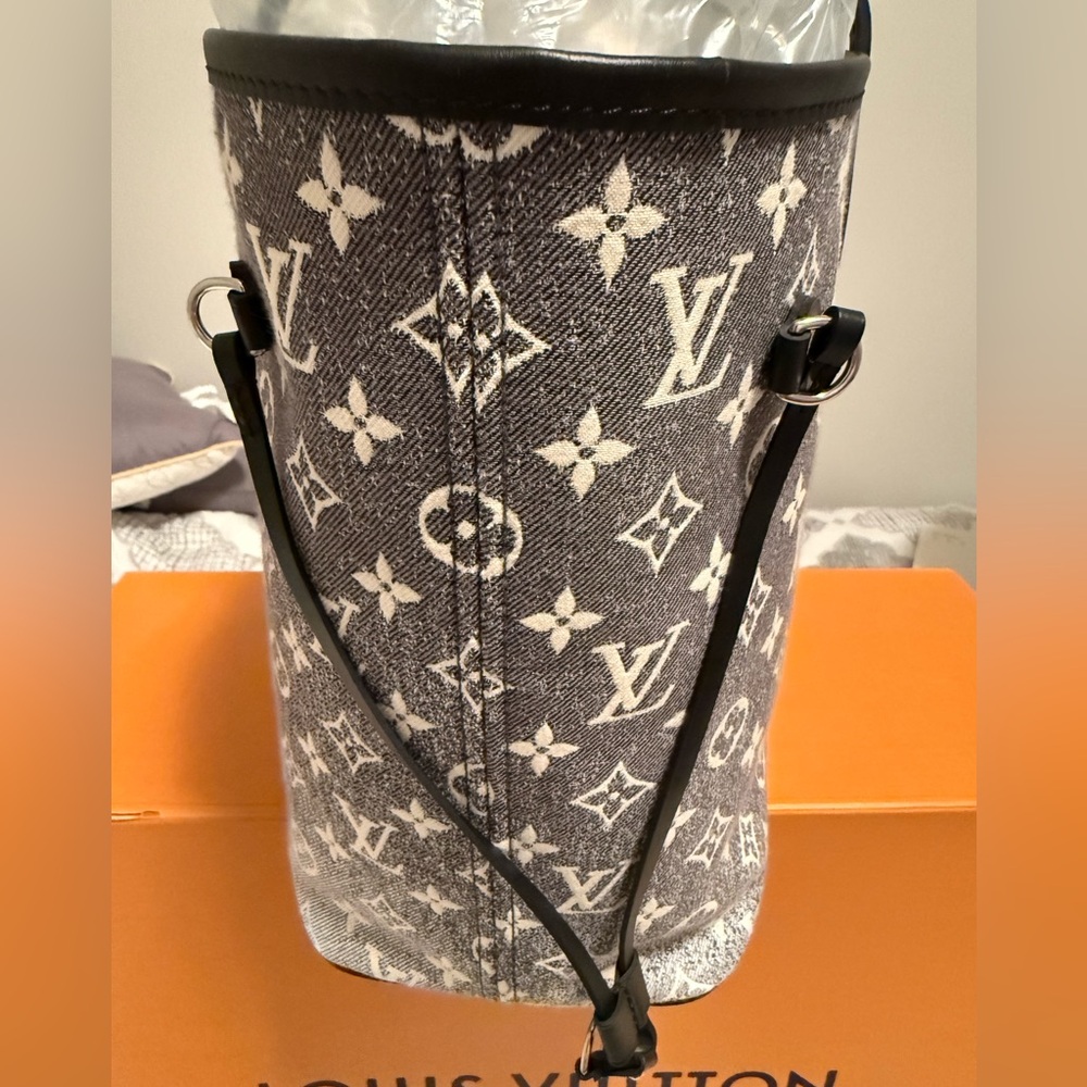 Louis Vuitton limited edition Black denim Neverfull MM - Picture 10 of 10